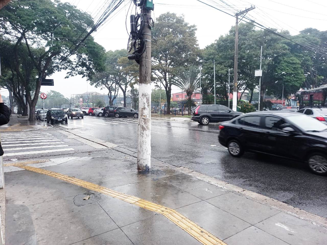OPORTUNIDADE – ESTRUTURA COMPLETA PARA OPERAÇÃO NO RAMO ALIMENTÍCIO – ITAIM PAULISTA, 500m2